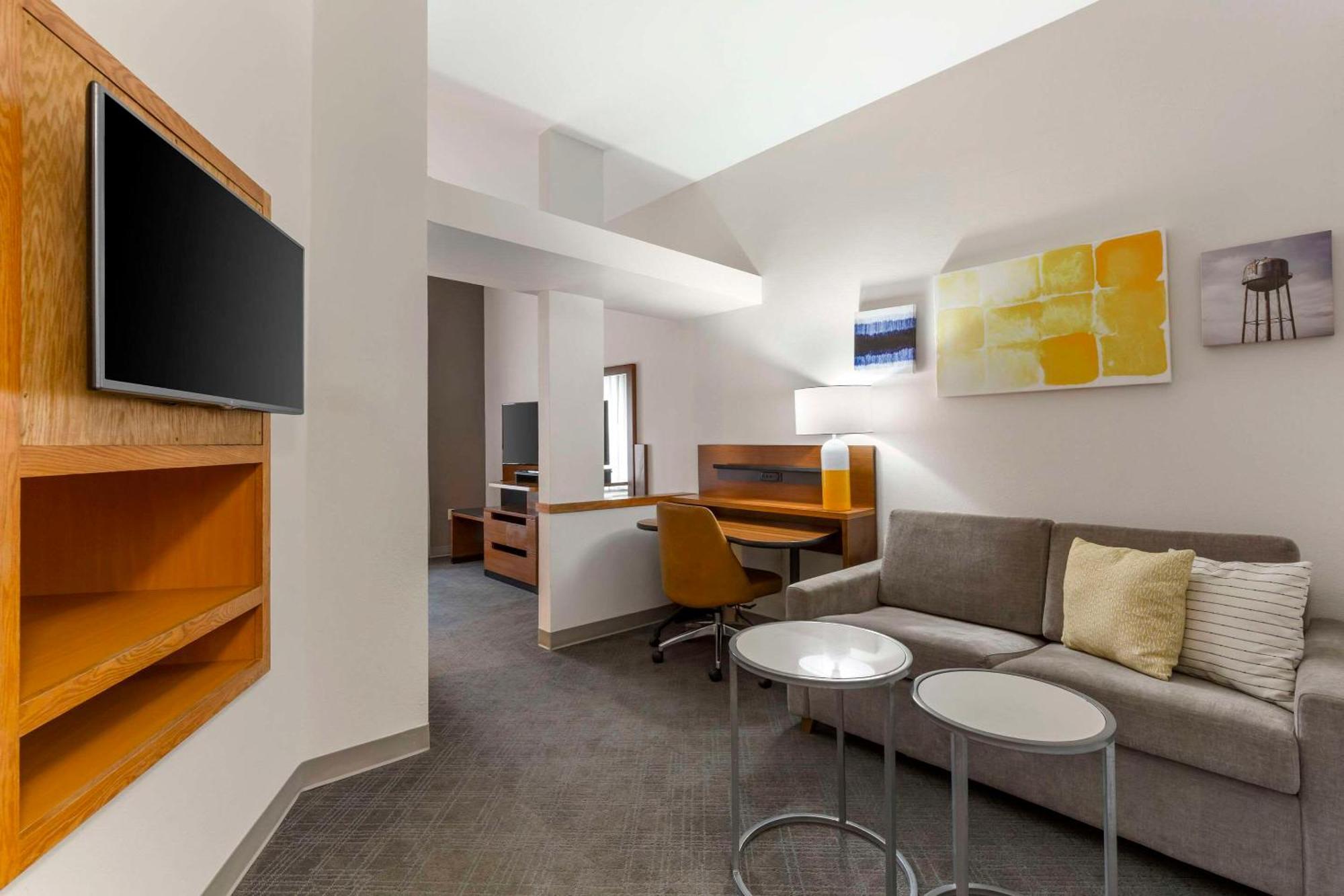 Comfort Inn & Suites Akron South Buitenkant foto