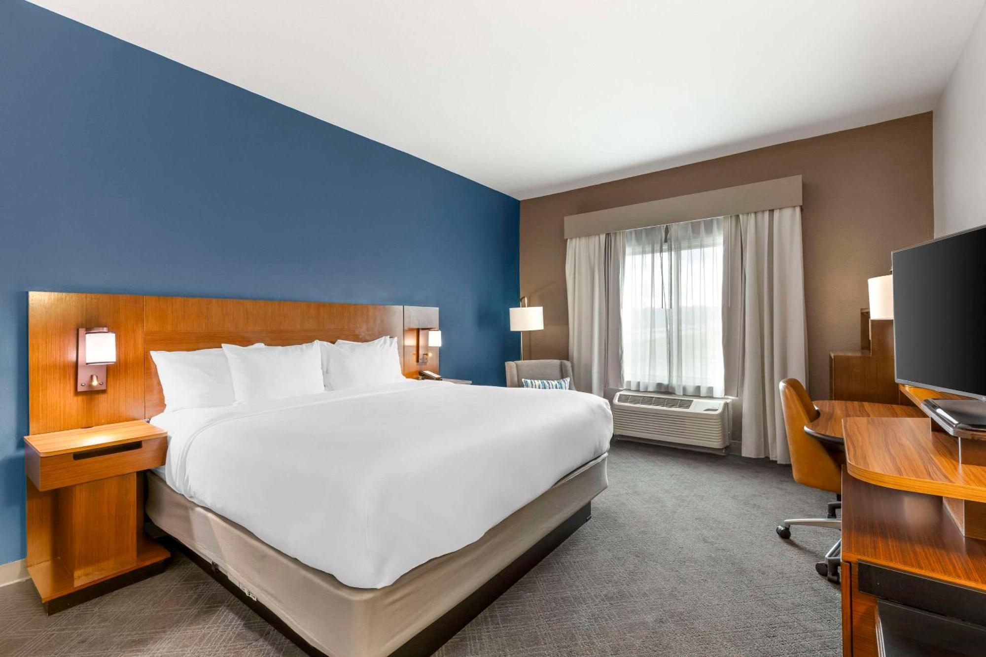 Comfort Inn & Suites Akron South Buitenkant foto